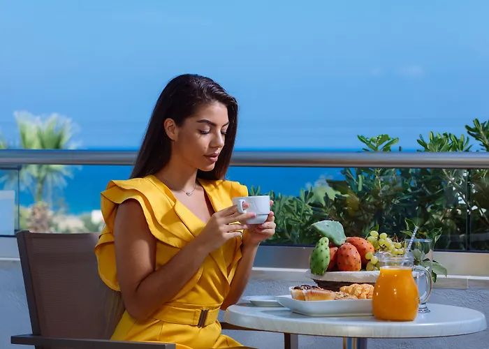 Oasis Scaleta Hotel